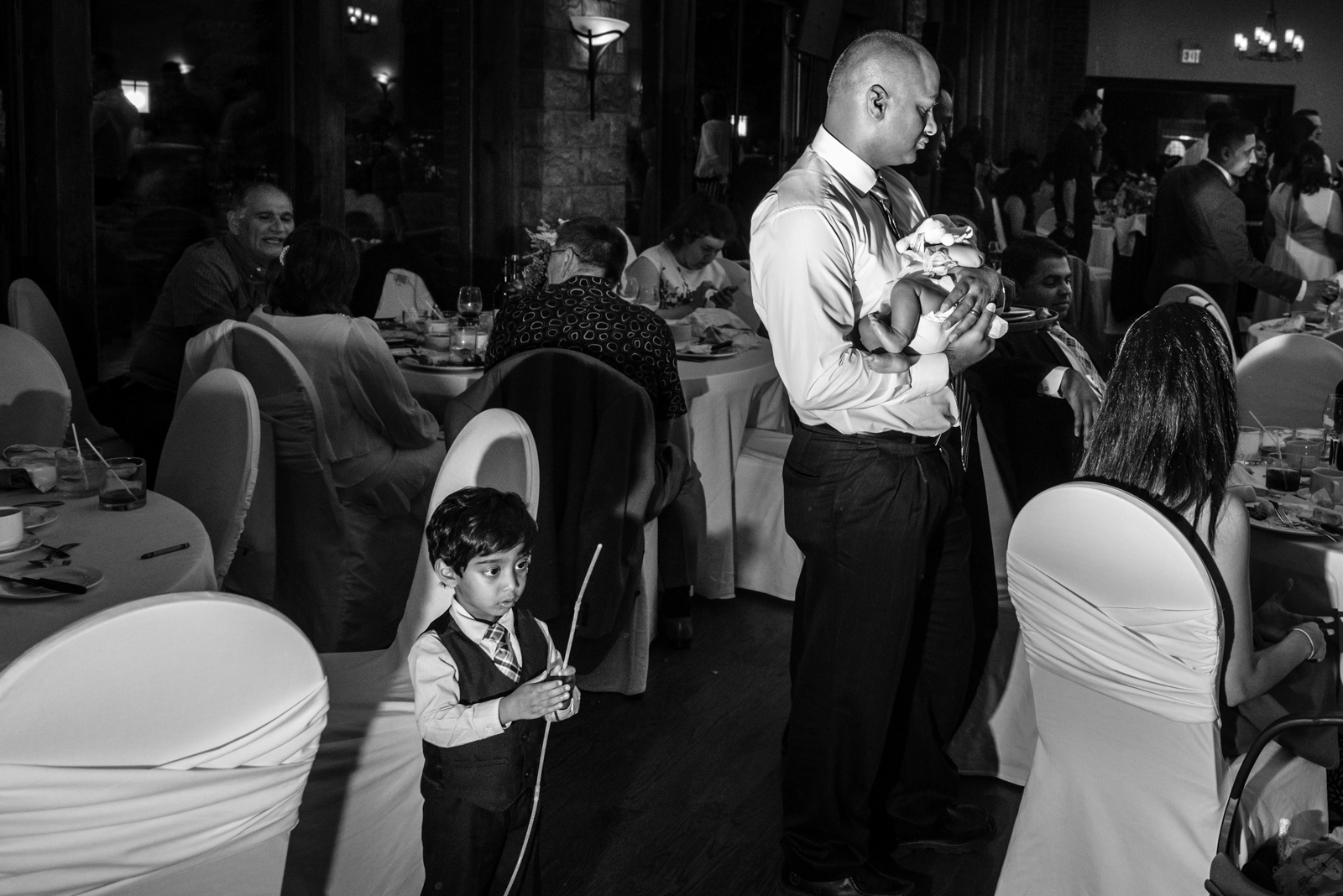 the little kid at wedding